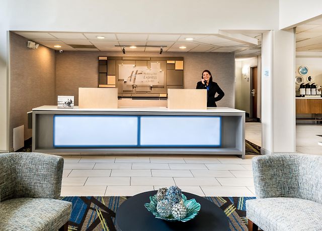 Holiday Inn Express Hotel & Suites Charlotte Airport-Belmont, An Ihg Hotel Esterno foto